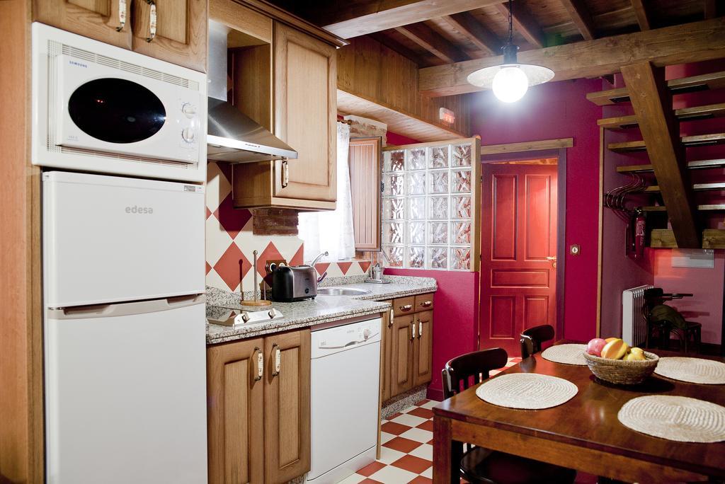 Apartamento Rural Arbequina, PISCINA CLIMATIZADA TERMAL Balneario el Salugral a 12 KILÓMETROS, 5 euros por persona Casas del Monte Quarto foto
